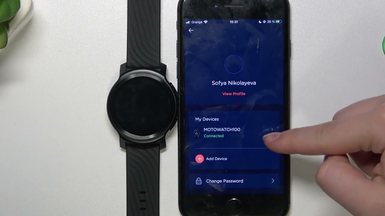 MOTOROLA Moto Watch 100 | Как изменить язык часов MOTOROLA Moto Watch 100