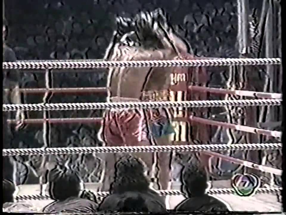 Muay Thai - แซมซั่นอิสาน vs ดาราเอก ( 2 )