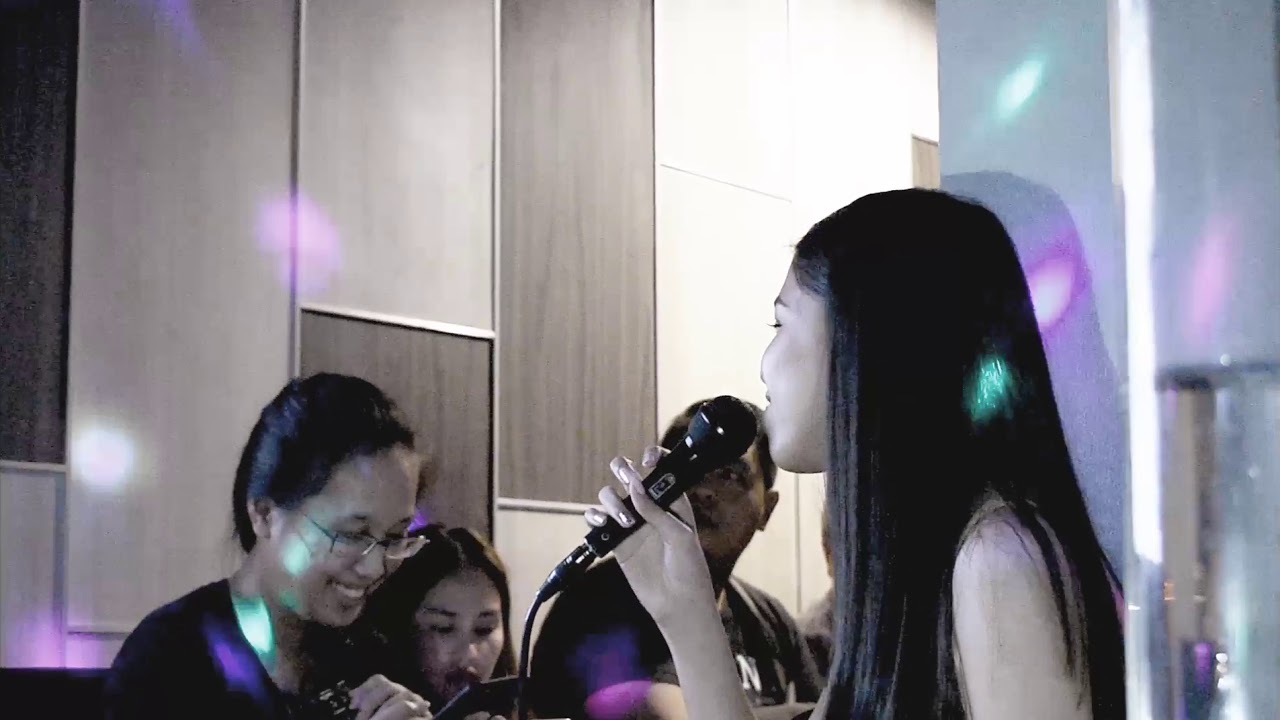 WHEN I LOOK AT YOU (Miley Cyrus)  - Marielle Montellano