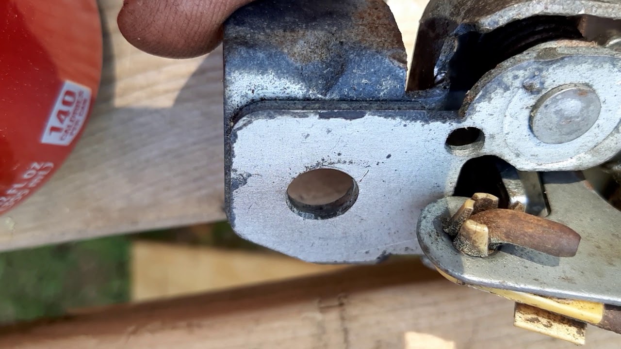 Stuck Tailgate 1991 F-150