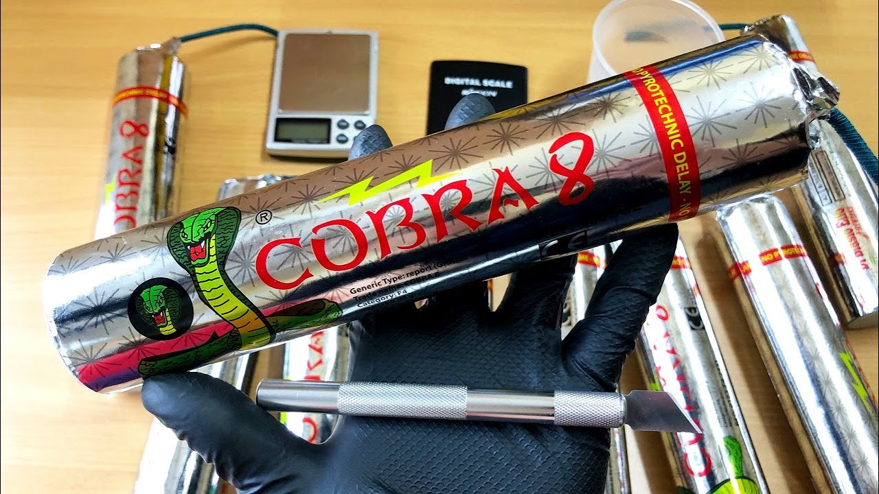 Что внутри петарды Cobra 8 (100 г BKS) | Что внутри петарды Cobra 8? Ди Блазио Элио