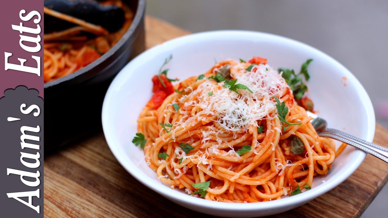 Spaghetti with tomato and capers | Simple homecooked spaghetti recipe
