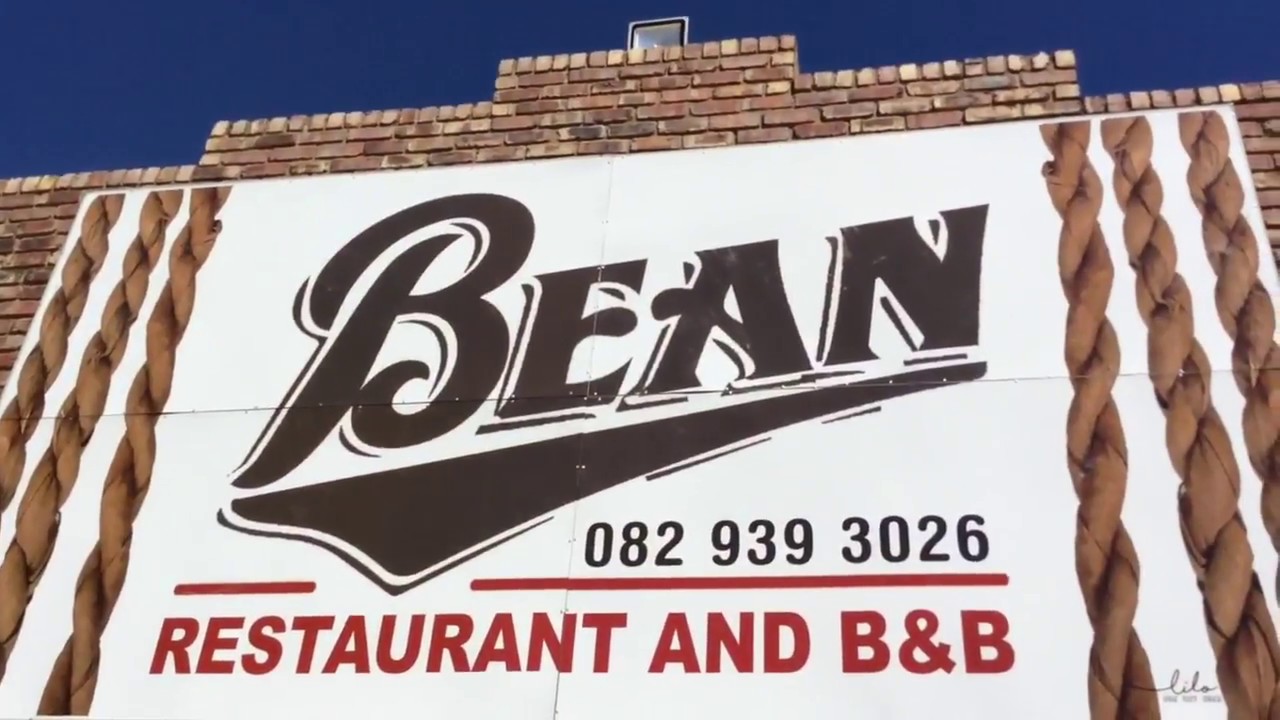 Ontdek Bean Restaurant en White Family (Oom Chicken)