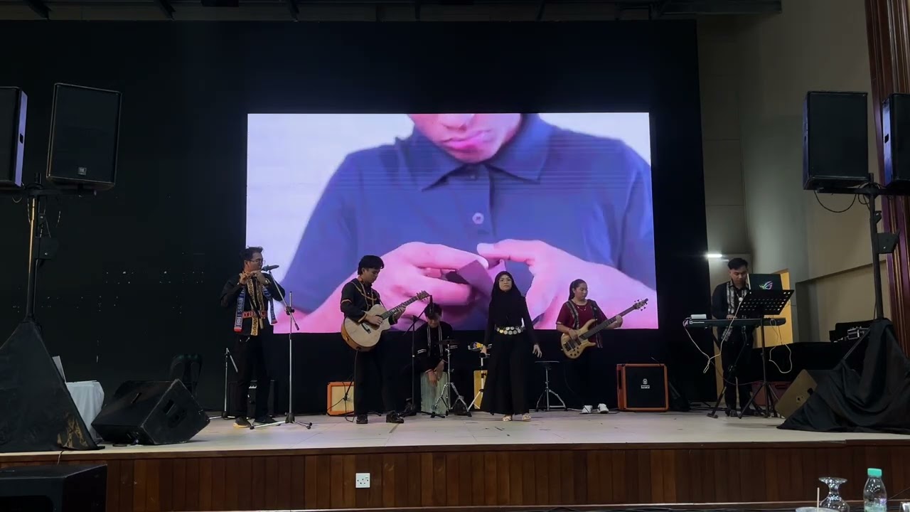 BAND UNITAR KK