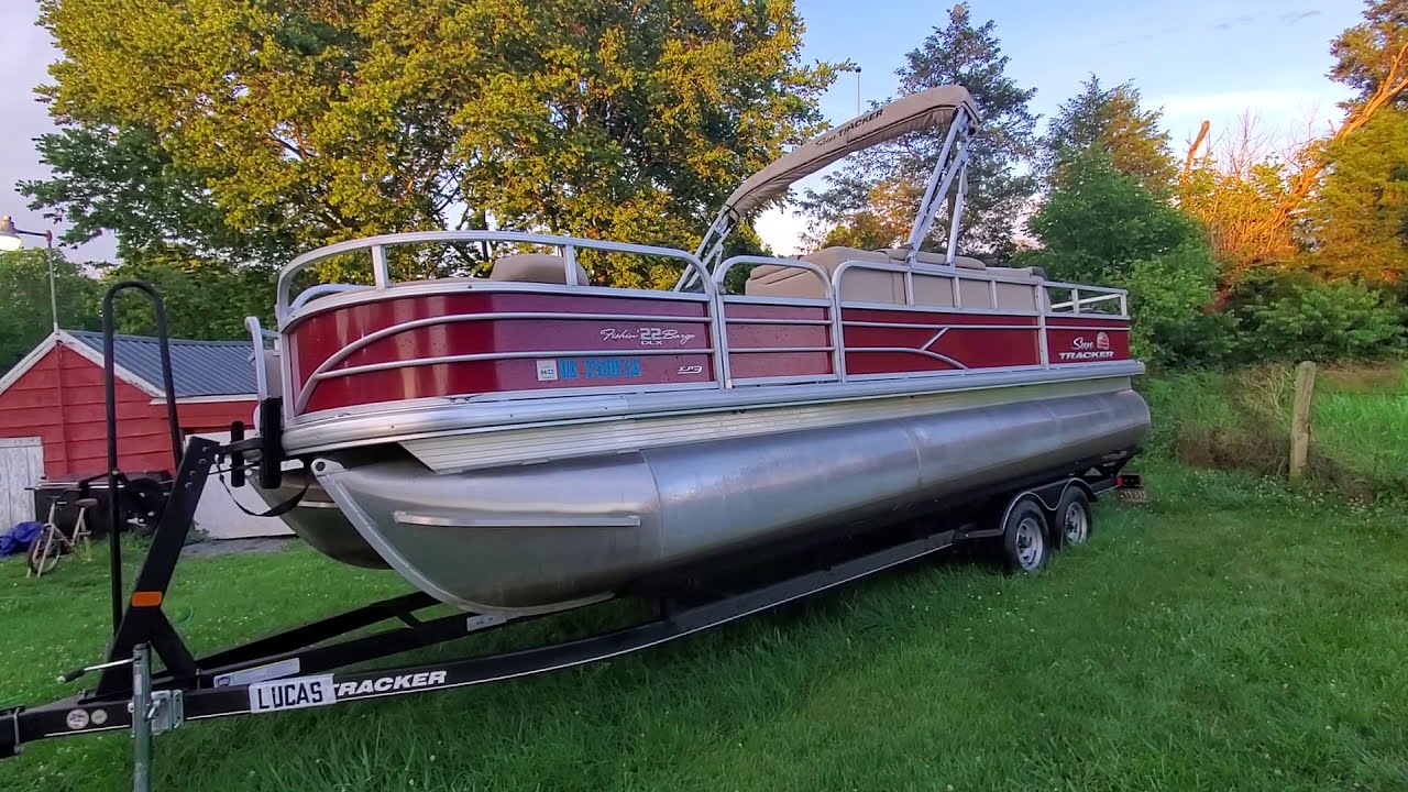 Suntracker tritoon fishing barge xp3 deluxe quick walk around