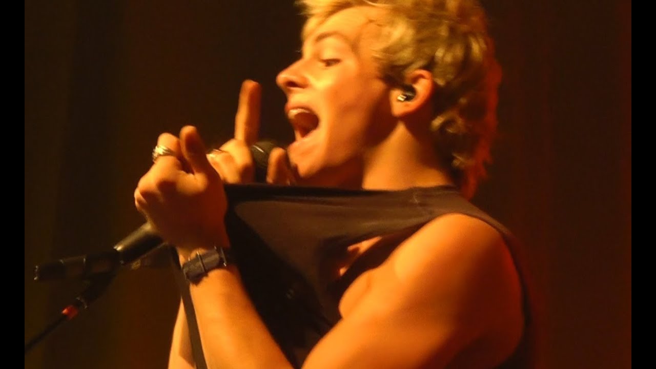 R5 - I Want You Bad - (Mannheim Germany 02/15/2014)