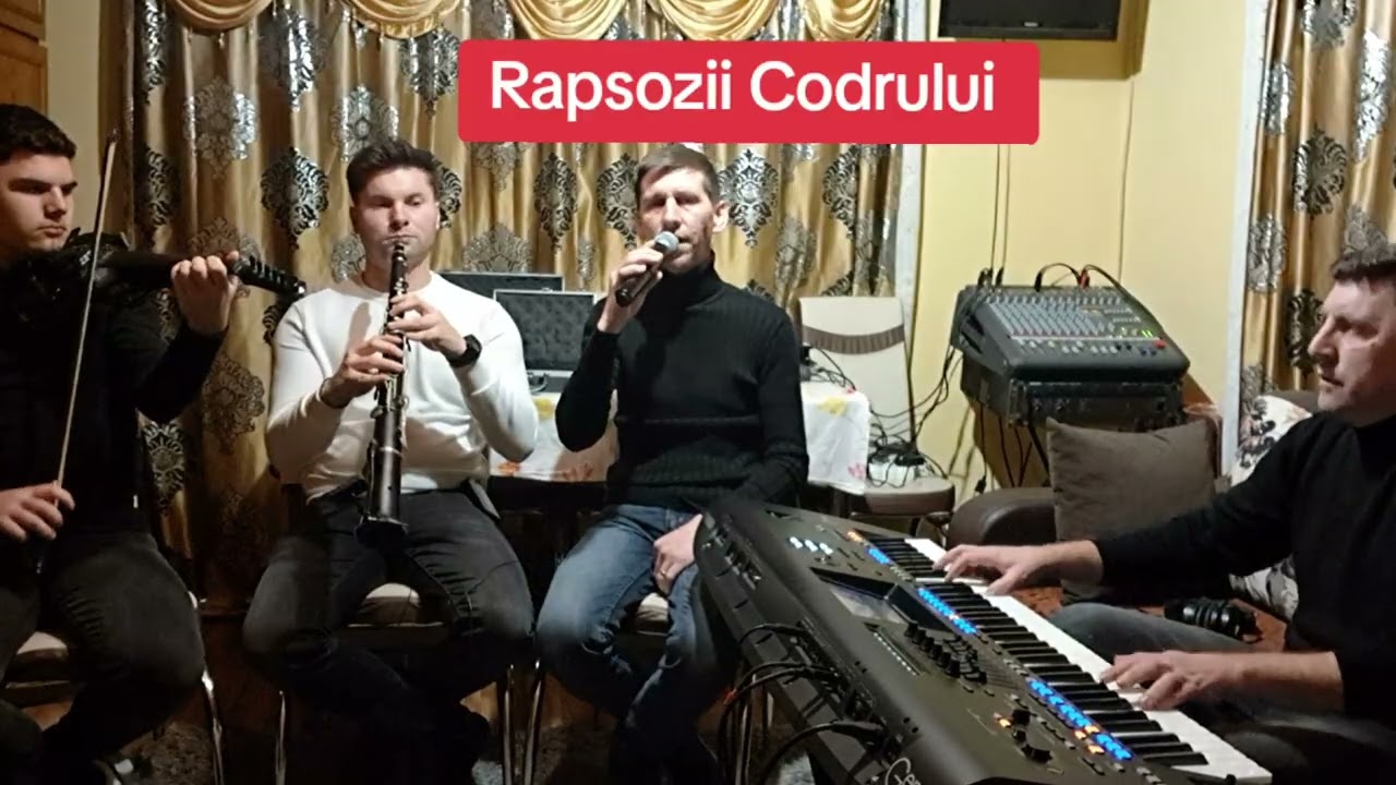 RAPSOZII CODRULUI  ...Satu Mare... colaj codru... Fain cînta frunza în codru  !!!