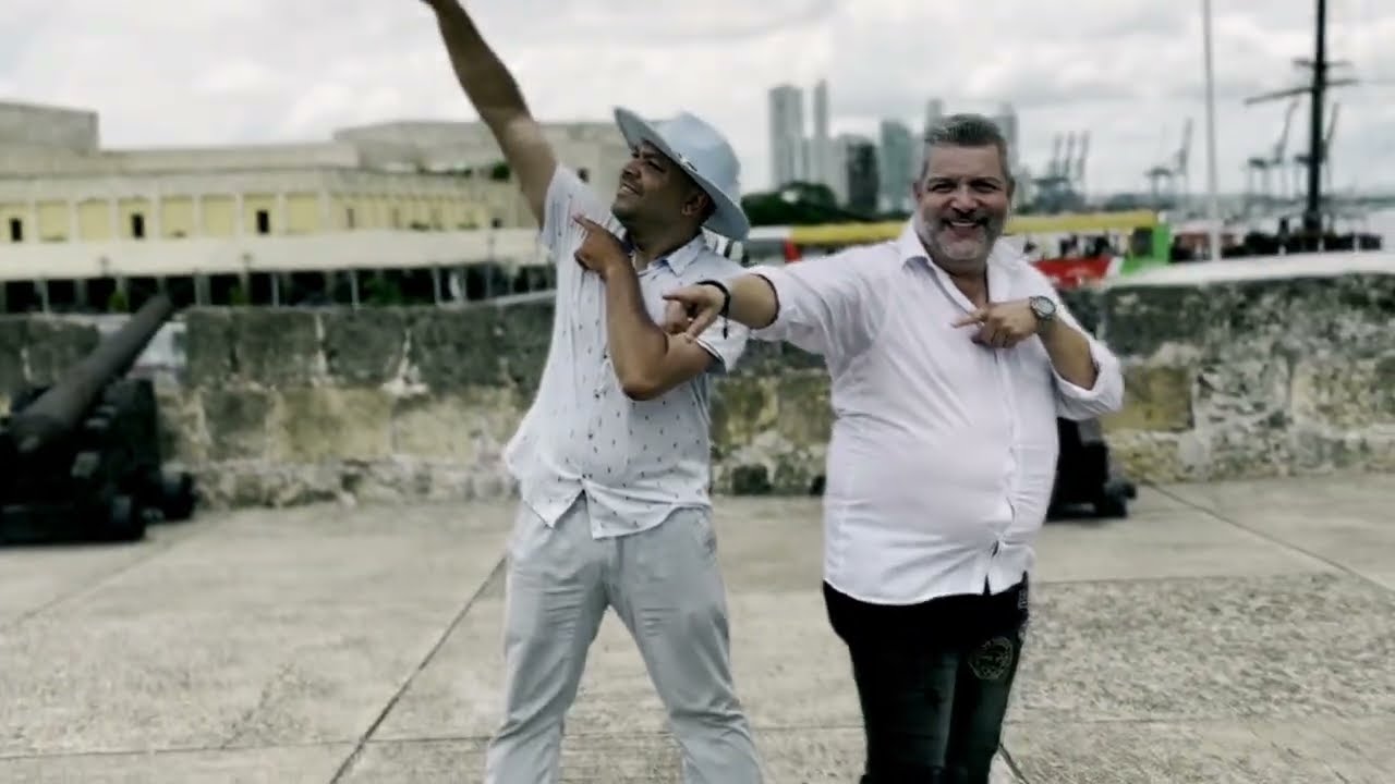 Pobre Malquerido  Versi&oacute;n extendida / Grupo Melo