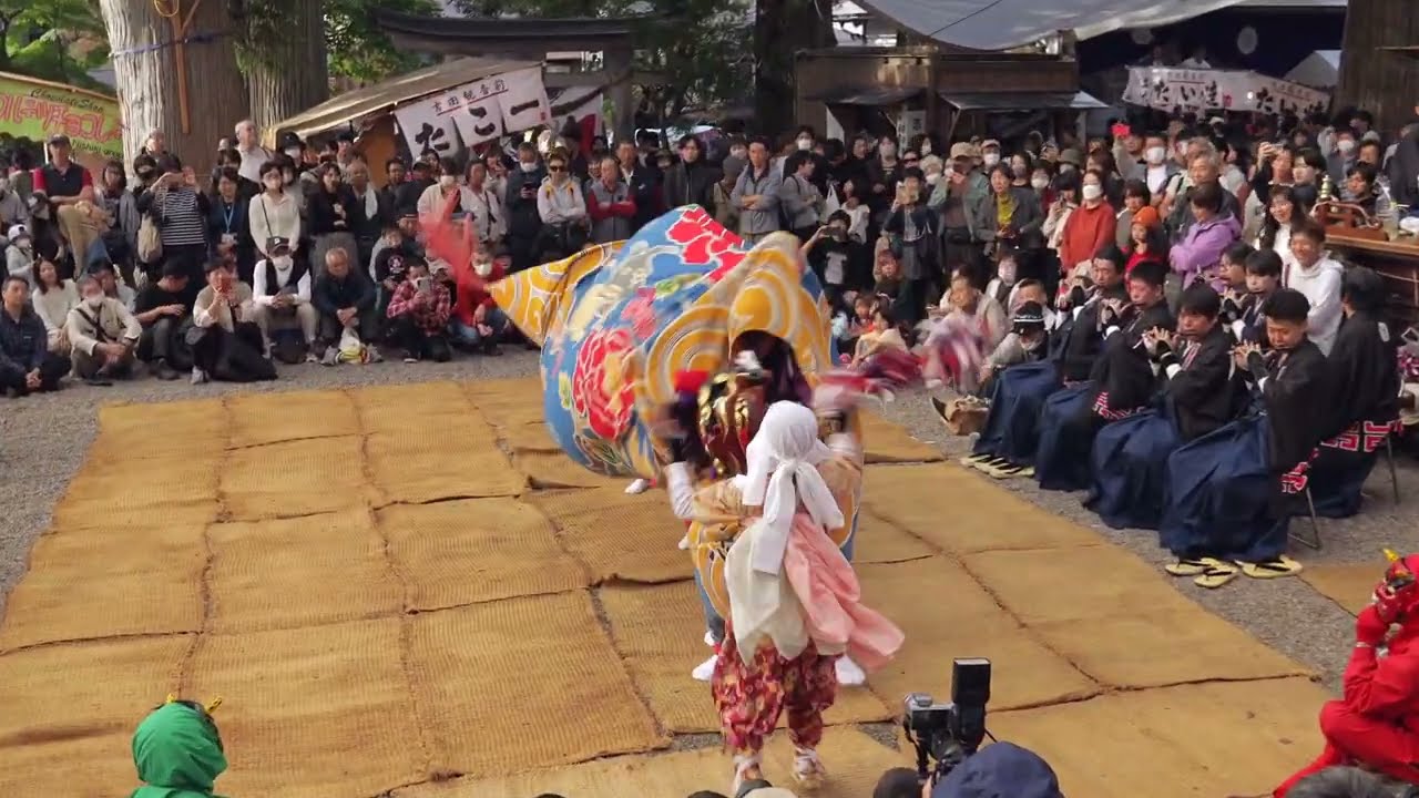 301.どぶろく祭り1014 めまき 引き画_Shirakawa-go movie images - Autumn | Shirakawa village, Japan