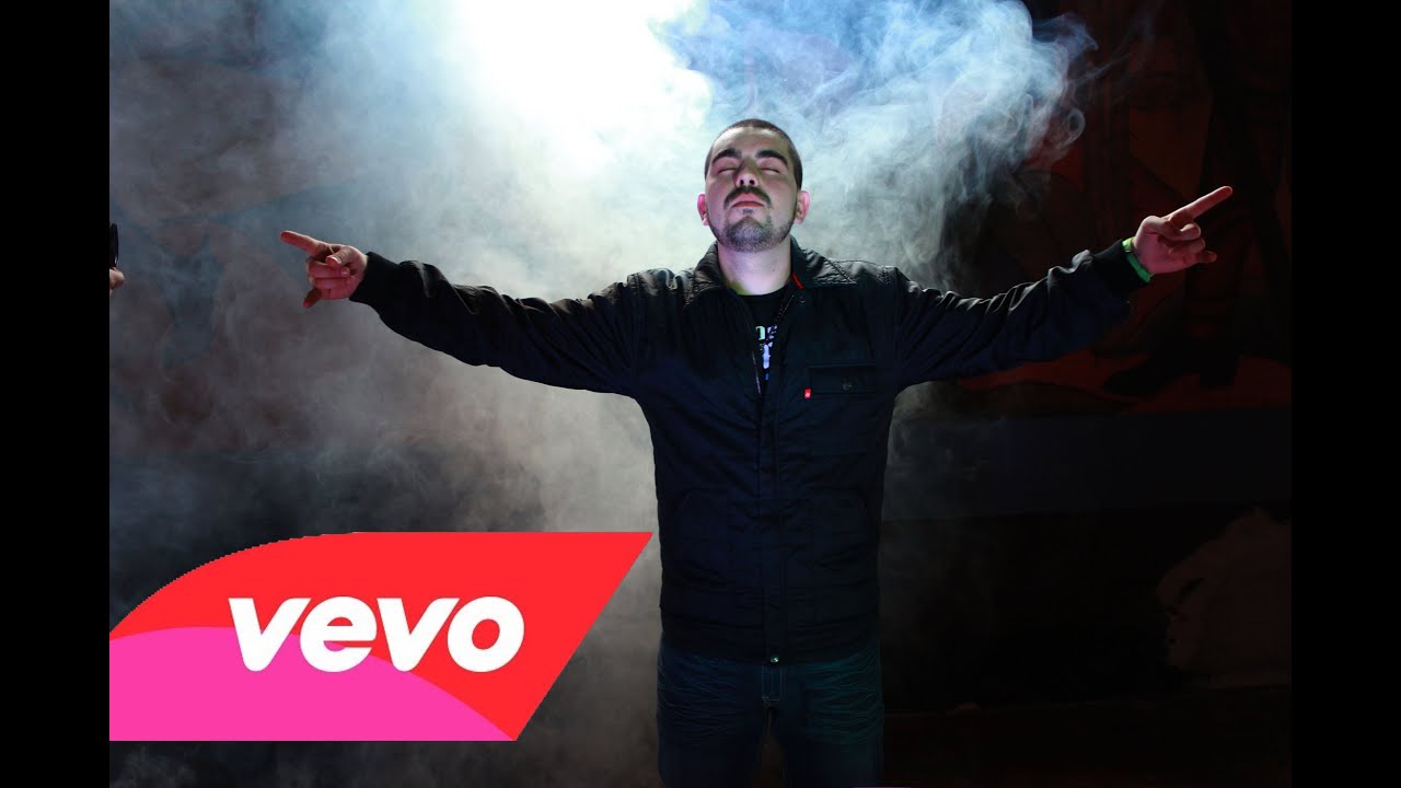 Chamorris - Un año más (Video Oficial) #LosPiratas
