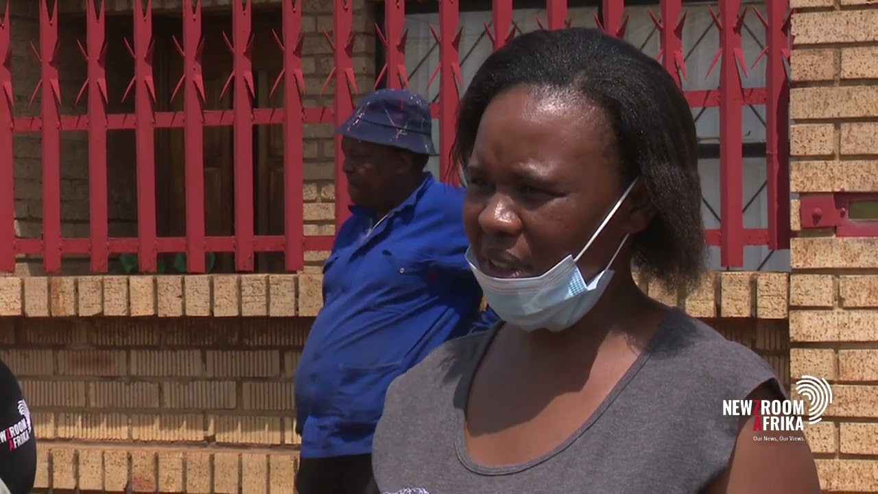 Residents in Khutsong, are living in fear as their homes start to show signs of cracking