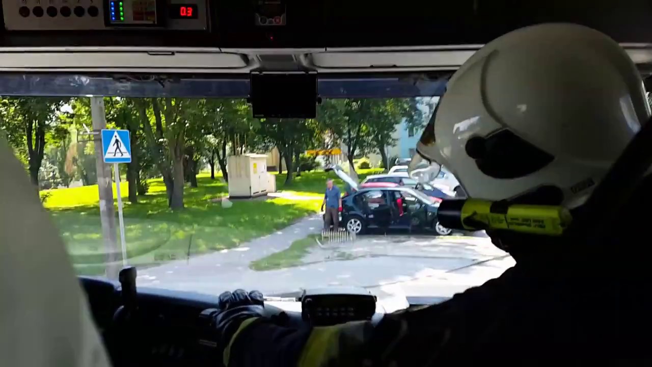 OSP Błonie alarmowo do pożaru zakładu