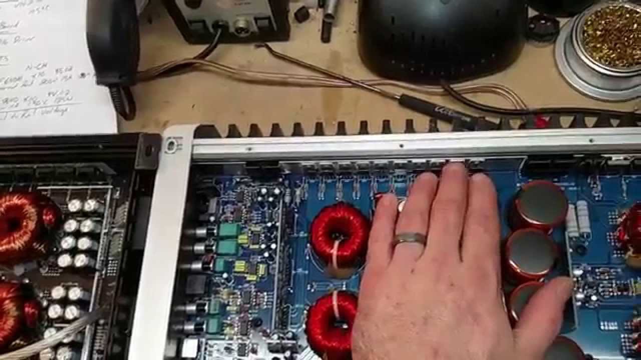 РАЗБОР AMP! - Hifonics BRZ-2400.1D против Soundqubed Q1-2200D