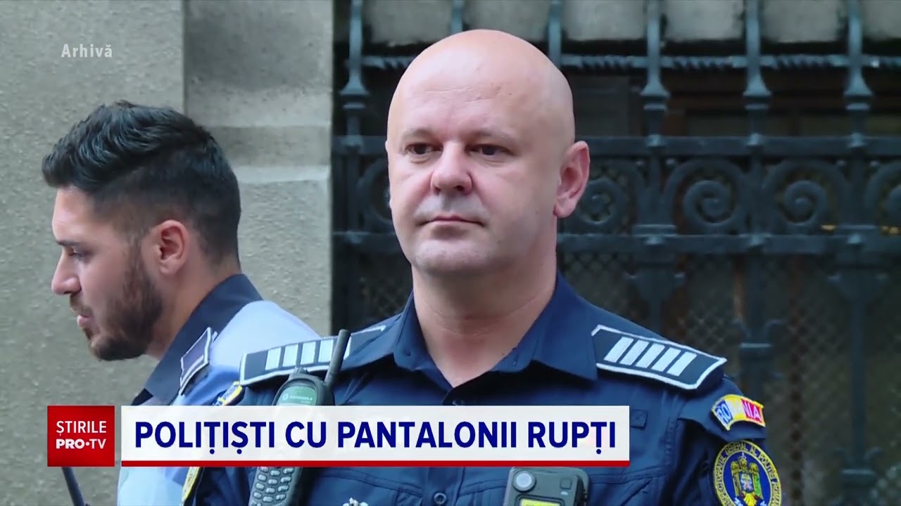 Noile uniforme de Poliție se rup la cusături