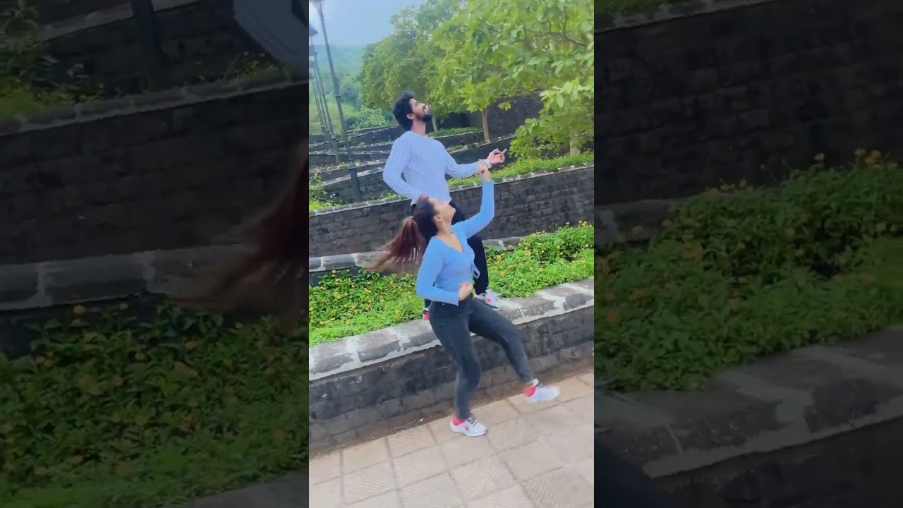 Nitish Chavan & Shweta Rajan Dance On Trending Song | #shorts