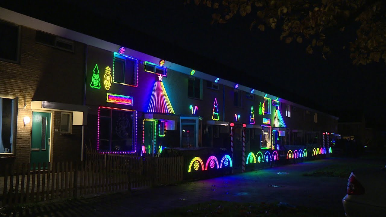 Lichtshow op muziek brengt Emmeloordse Sterrenbuurt in kerstsferen