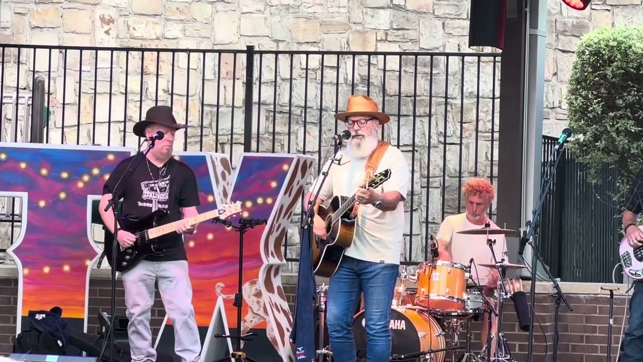 Kept Woman - Fort Stage - Two Guys Walk Into A Bar 