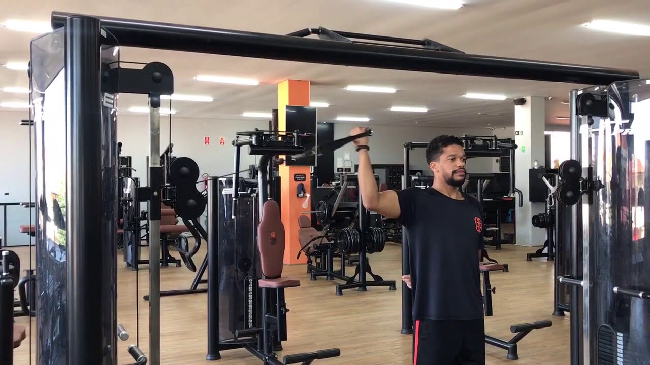 EXERC&Iacute;CIO B&Iacute;CEPS NA POLIA ALTA - PANOBIANCO ACADEMIA