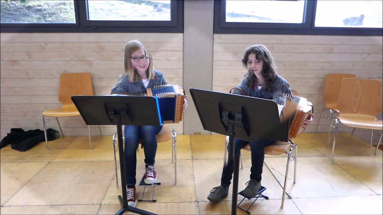 Jungmusikantentreffen 2015 Part 16 Cornelia Barmettler und Julia Leu aus Büren Oberdorf NW