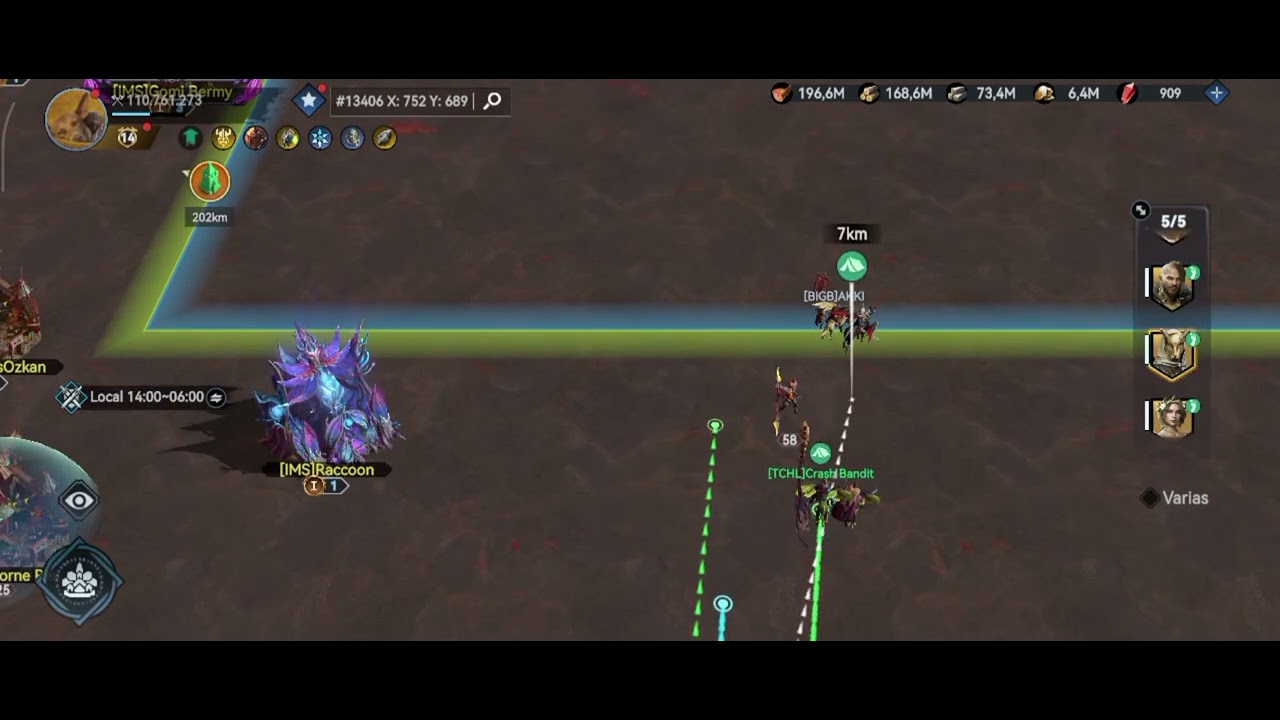 KAKKI 118 RUN.full gold 1 march champ running from blue blessed brave