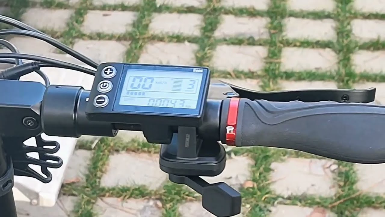 urbanglide ecross pro paramètres écran LCD et débridage