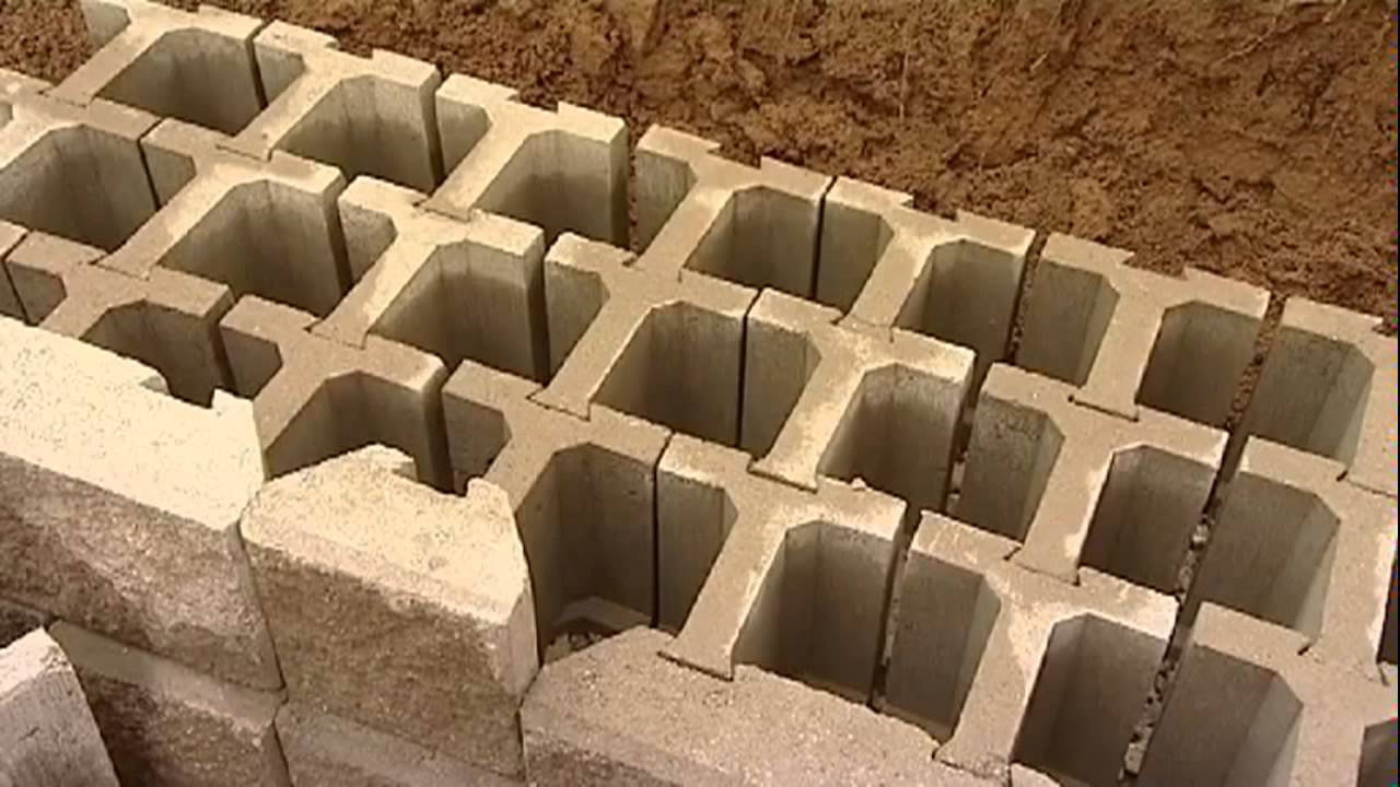 Jak postavit terasovitou zídku pomocí stavebnicového systému ?