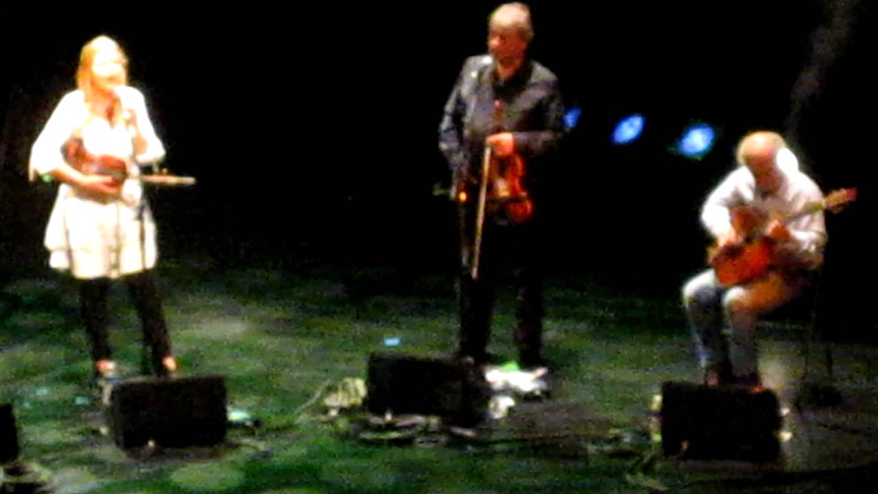 Altan 2012-05-15 Lyon 07 Seolta Geala (2012) / 08 Dulaman (1993) 8.22