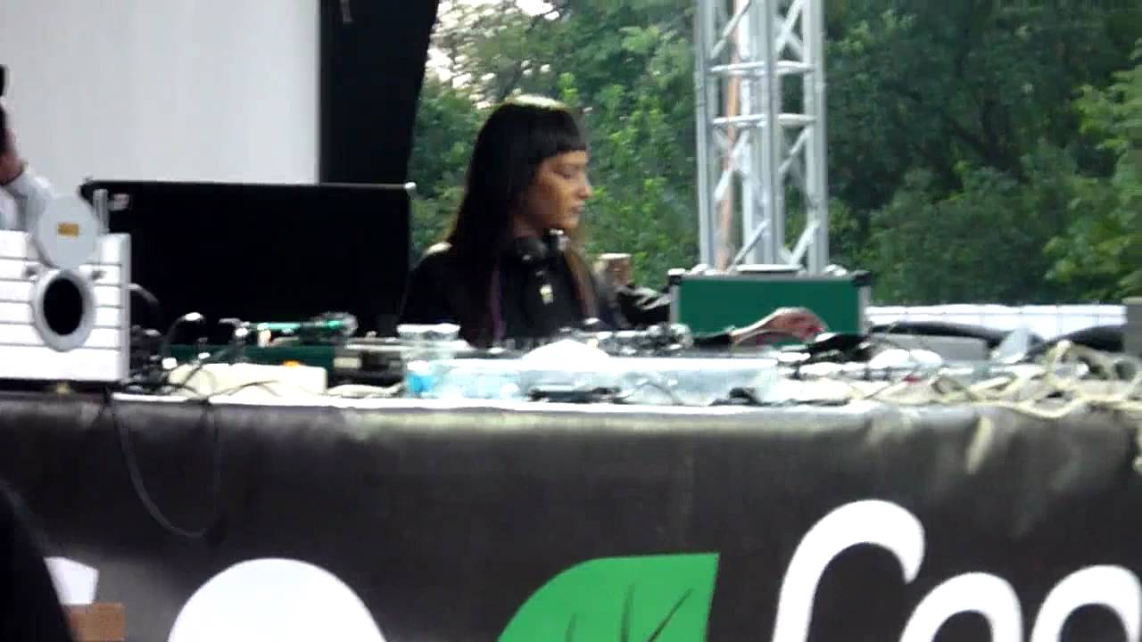 FATIMA HAJJI @ ECO FESTIVAL 2010 SLOVENIA