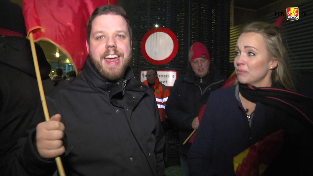 F&oslash;rste Fanmarch for Mette og Lasse: F&oslash;lg dem!