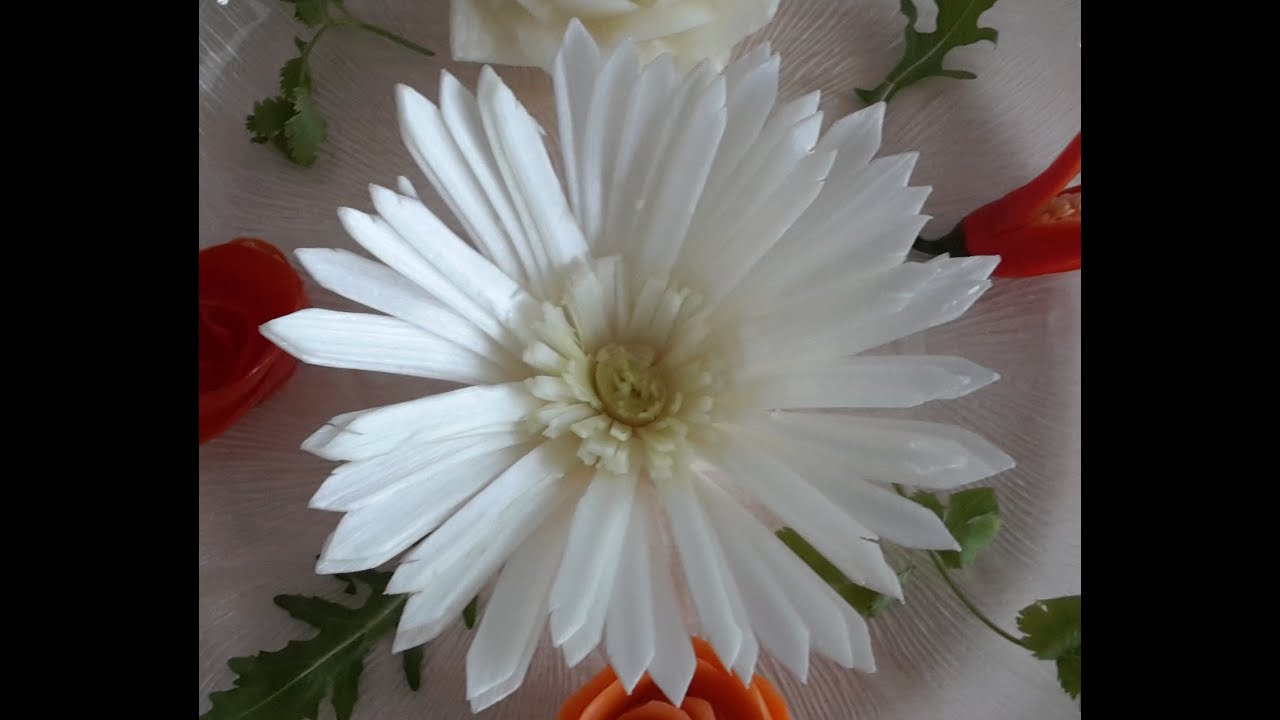 Cách tỉa hoa đồng tiền từ cây tỏi tây-CARVING FLOWER FROM LEEK -從蔬菜雕刻花-BLUMEN SCHNITZEN AUS LAUCH-