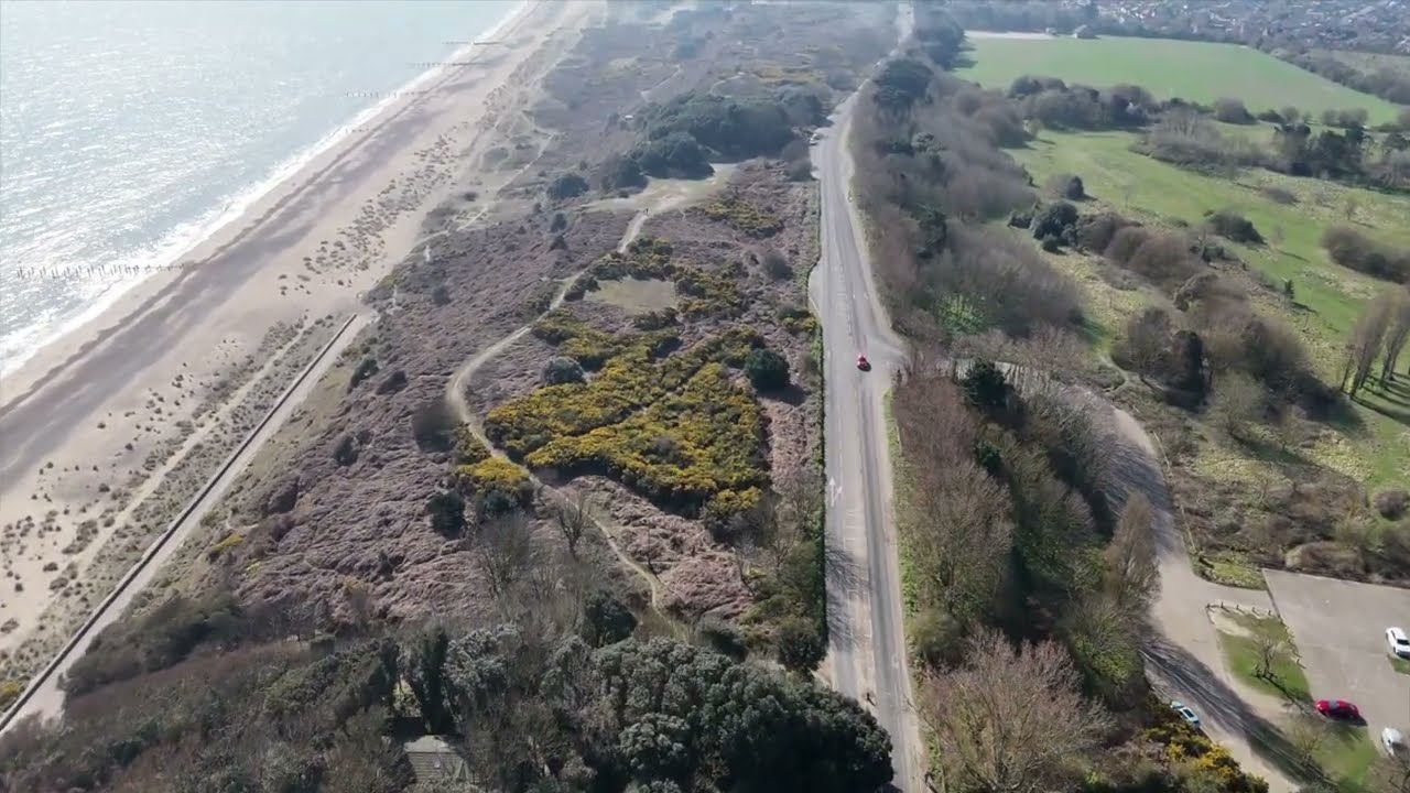 Flight over Corton Cliffs with the Air 3