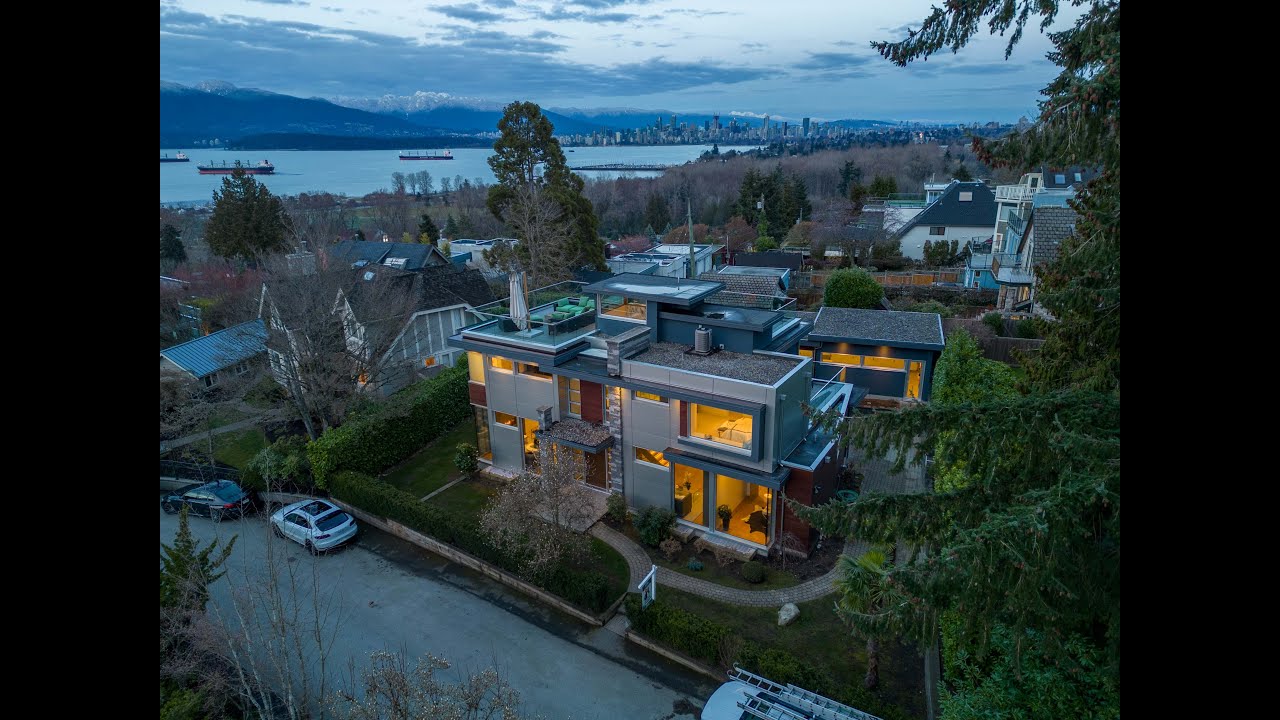 1966 SASAMAT PLACE, Point Grey, Vancouver BC