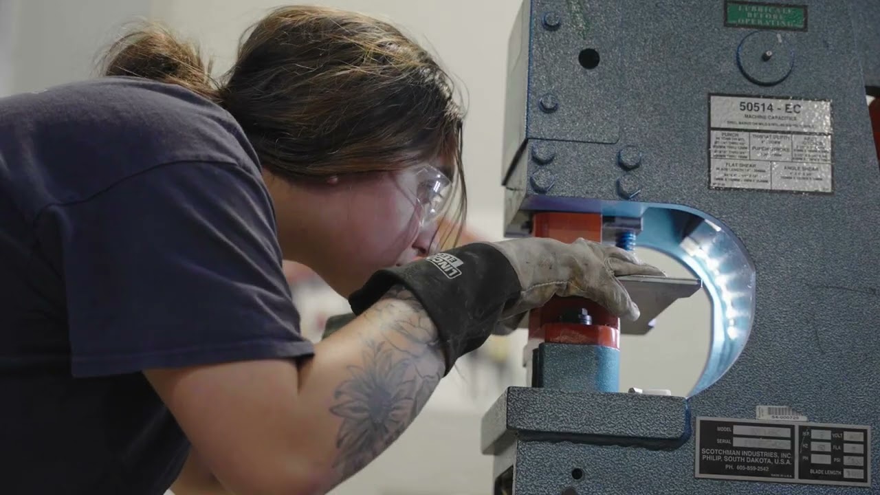 Explore Hands-On Training With Welding Instructor Travis Mathis | UTI