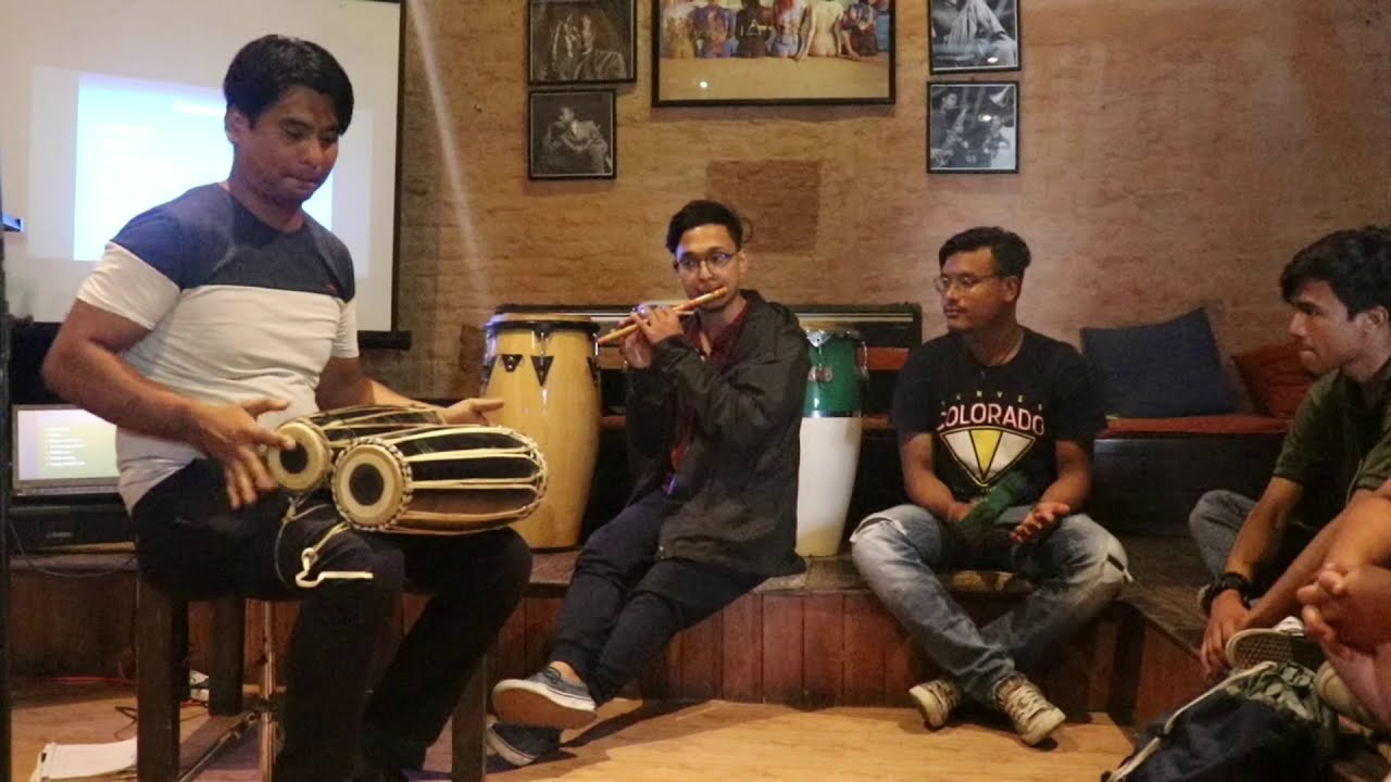 Short Madal solo/Resham firiri : Nepal's most popular folk song/ how to play Two Madal / MadalMan
