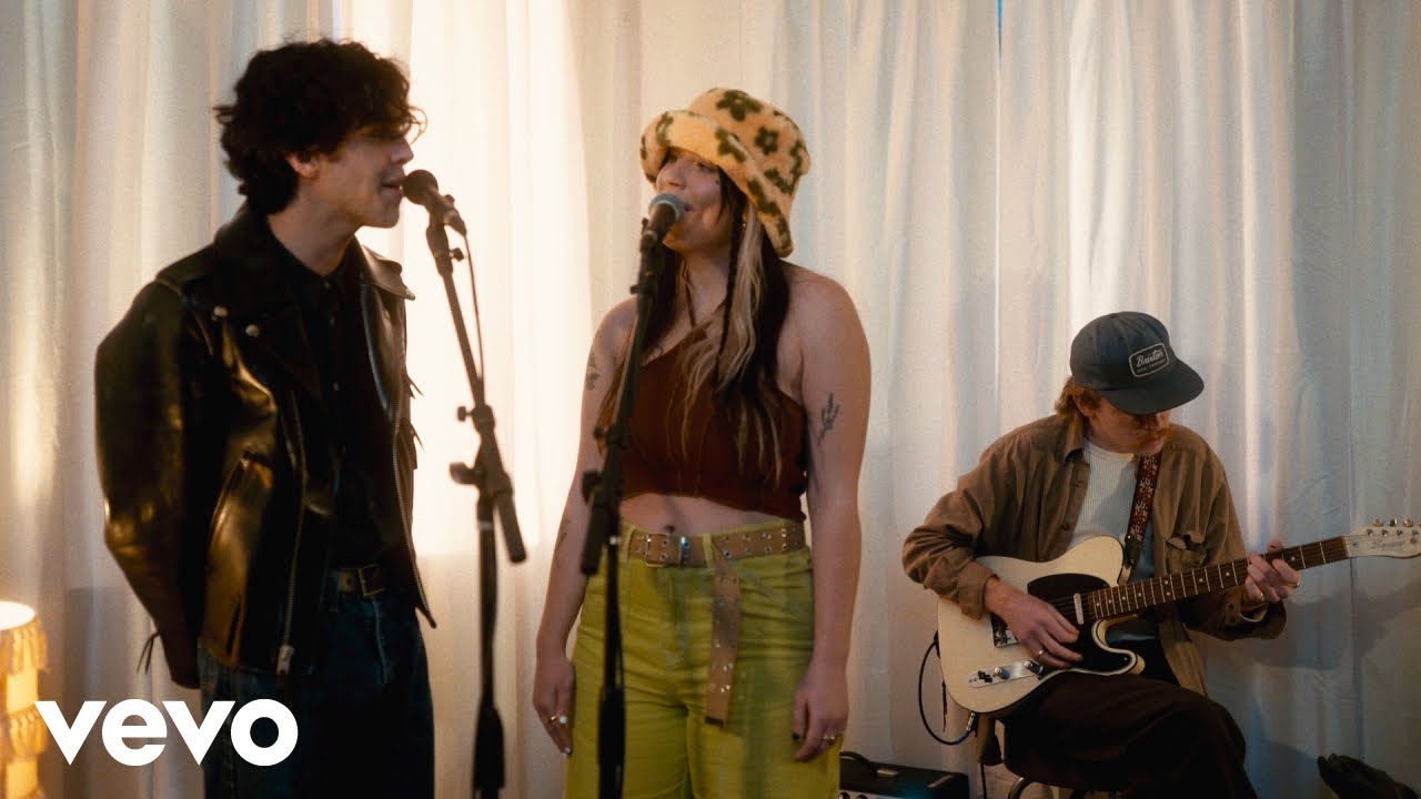 Gatlin - 2000 Miles (Live Video) ft. Stephen Sanchez