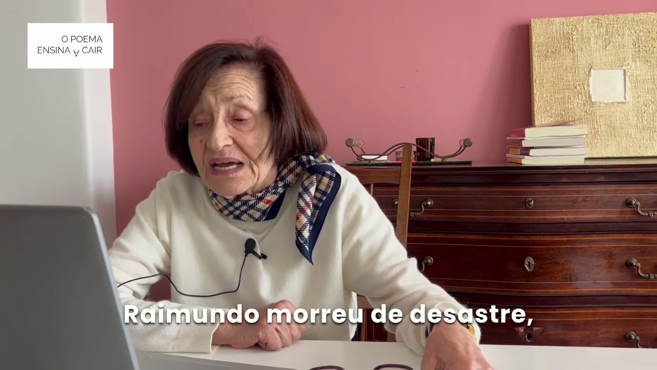 Ana Maria Magalh&atilde;es l&ecirc; Carlos Drummond de Andrade