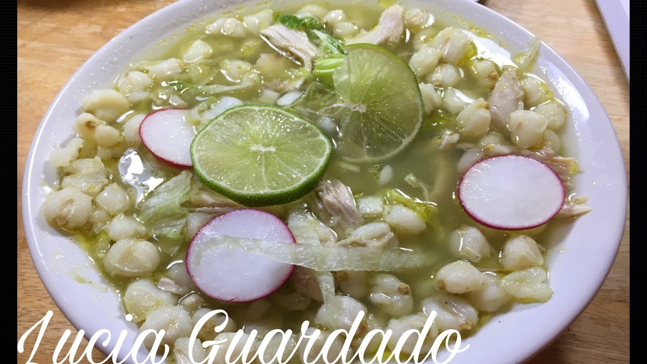 Pozole Verde de Pollo con Maíz de Lata
