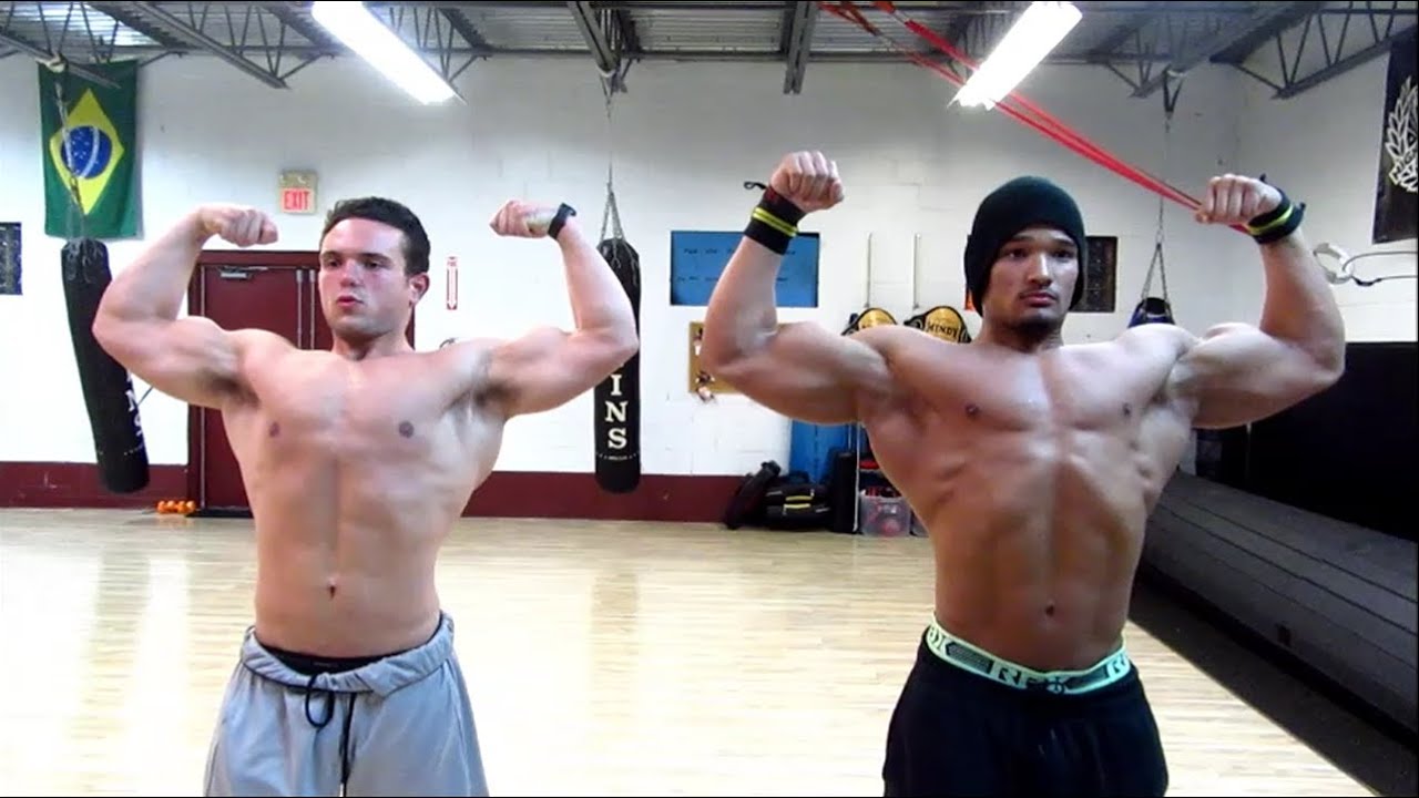 Beginner's Guide to Posing / Bodybuilding Competitions | Physique Update
