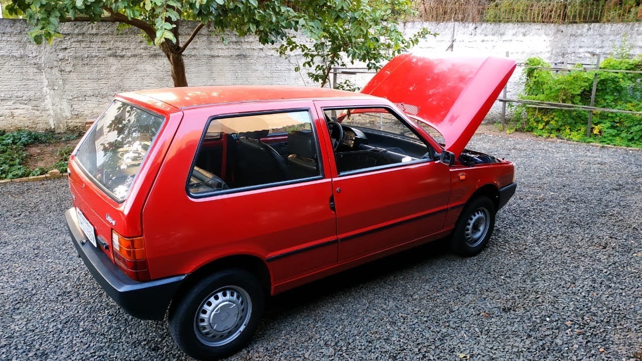 Mostrando o Uno S 1.3 1988
