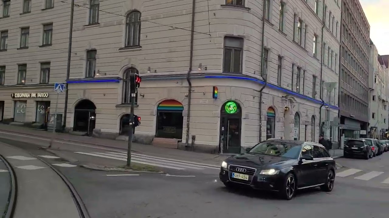 Helsingin raitiolinja 7 Länsiterminaali-Meilahti-Länsiterminaali. Helsinki tramline 7. @hslhrt