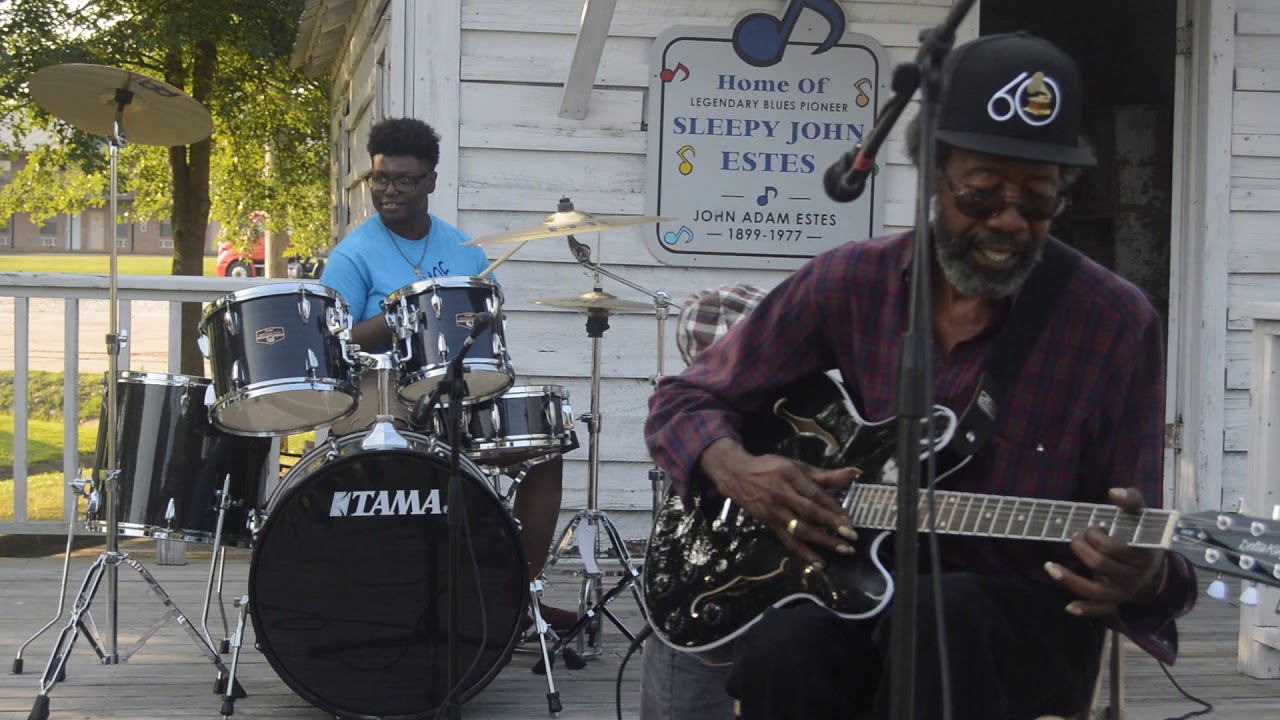 011 Lightnin Malcolm & R  L  Boyce 