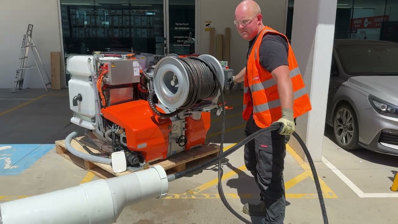 The ROM e-EcoNomic : Electric Sewer Cleaning Machine