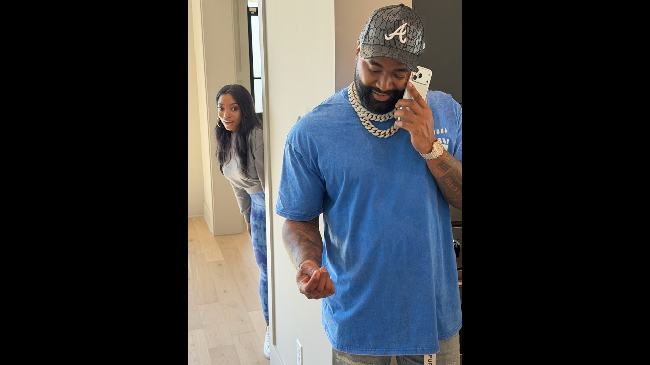When Domini gets excited about Mike giving her the WRONG ring!