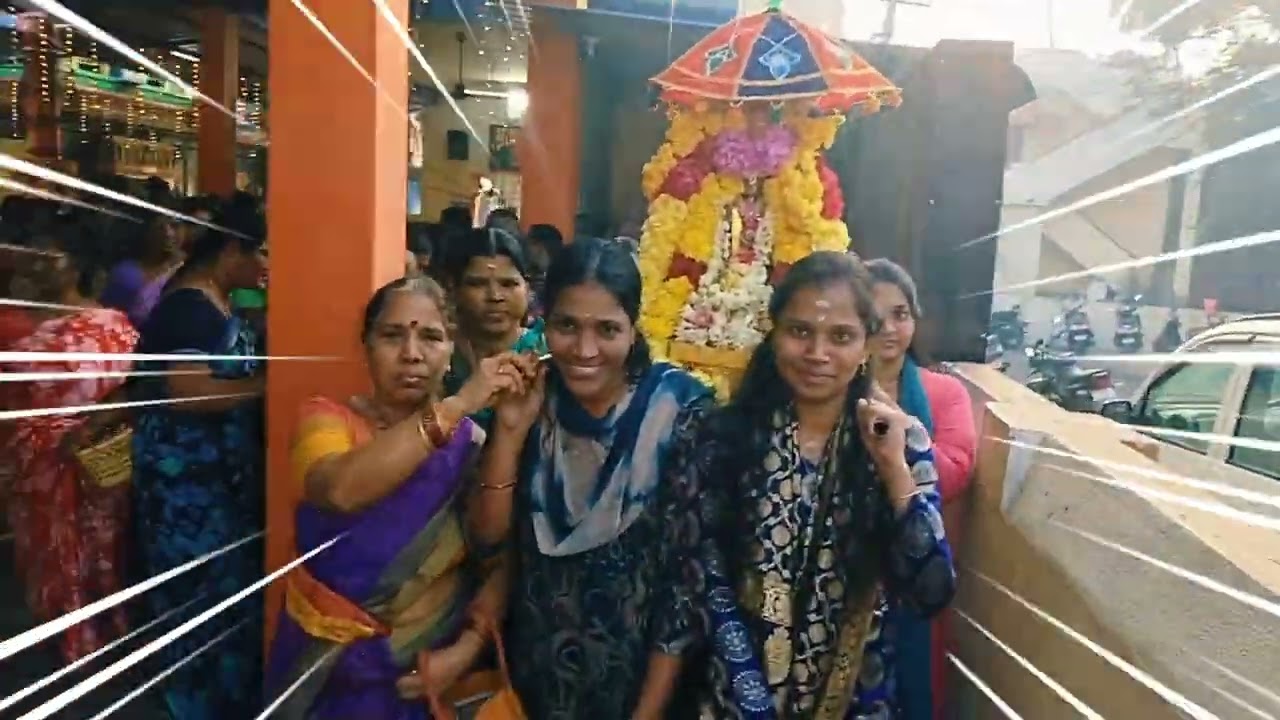 மார்கழி மாதம் 30 ஆம் நாளான அன்று ஸ்ரீ தேவி பூ தேவி சமேத ஸ்ரீ கல்யாண ஸ்ரீனிவாச பெருமாள் திருமஞ்சனம். 