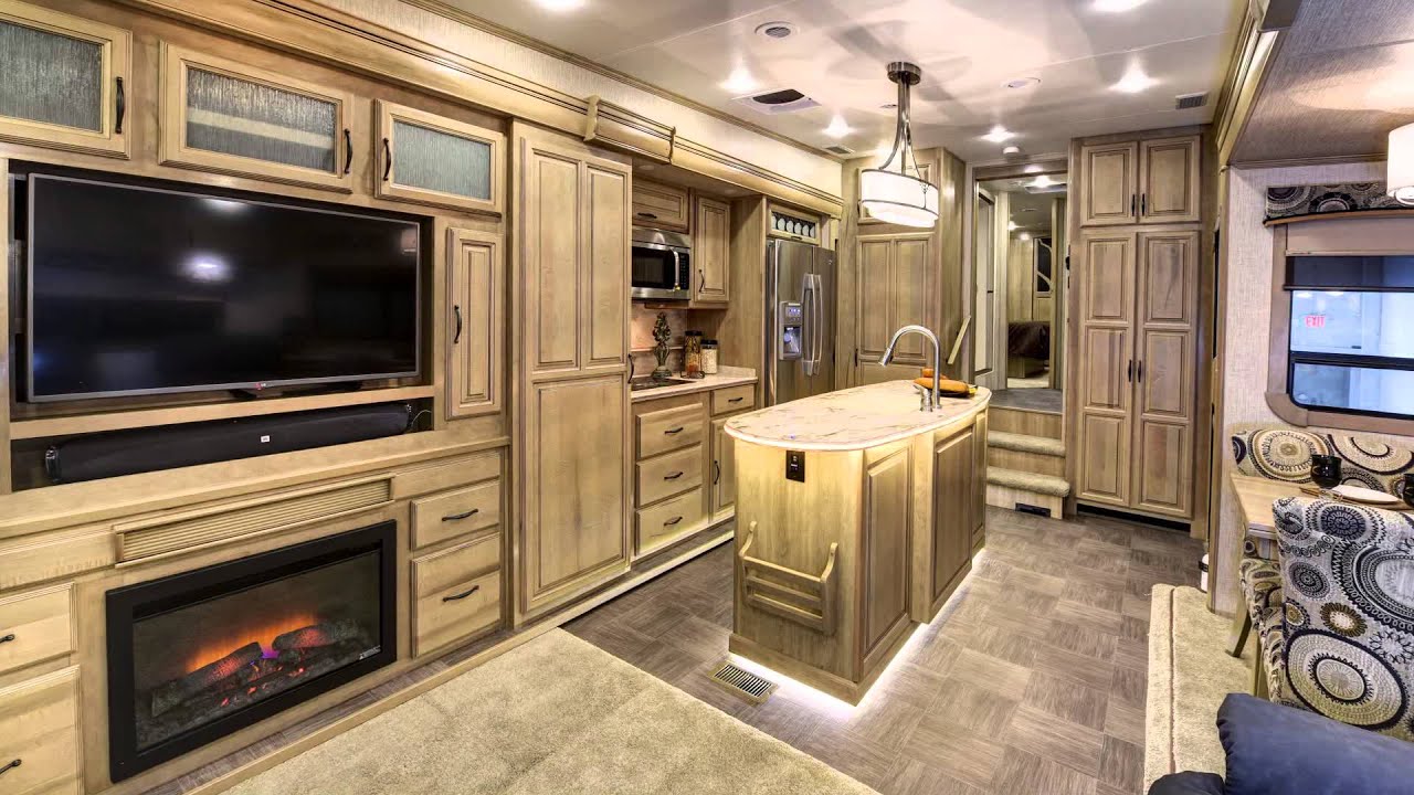 Redwood RV Top 5 Features