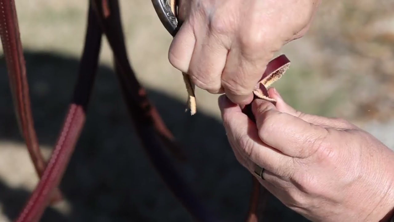 NRS How To: Tie a Spiral Knot For Tack
