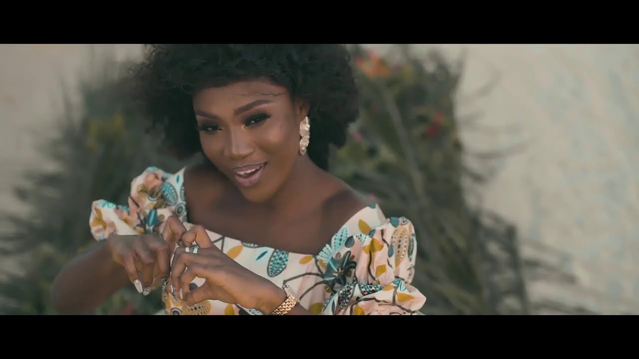 Bebe Baya - Dominée (Clip officiel)