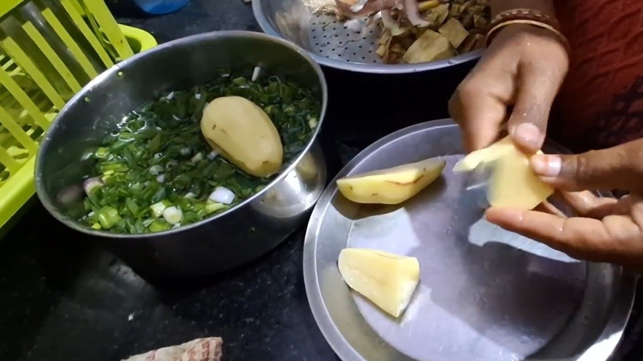 आज बनाई प्याज-आलू की मट्ठा वाली सब्ज़ी 🧅🥔🍲😋 | PAHADI LIFESTYLE | RENU BHANDARI VLOGS