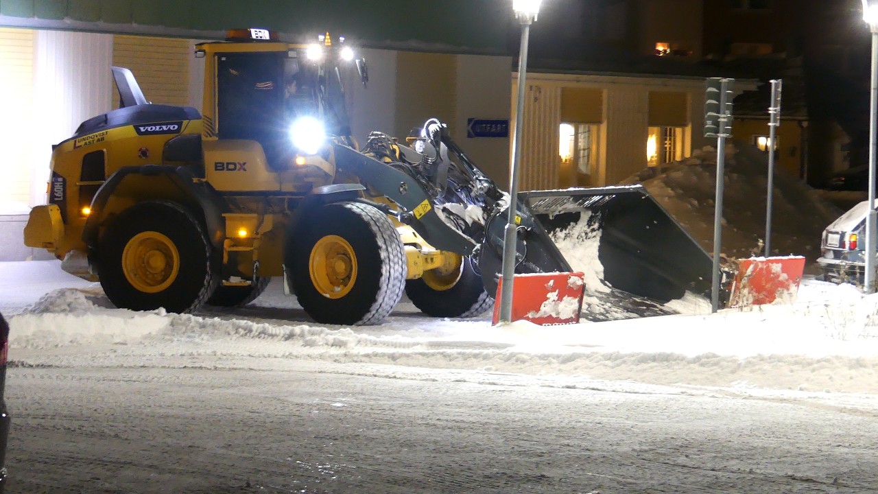 Volvo L60H in snow removal with Flipperbucket (multiskopa) winter 2024 / 25