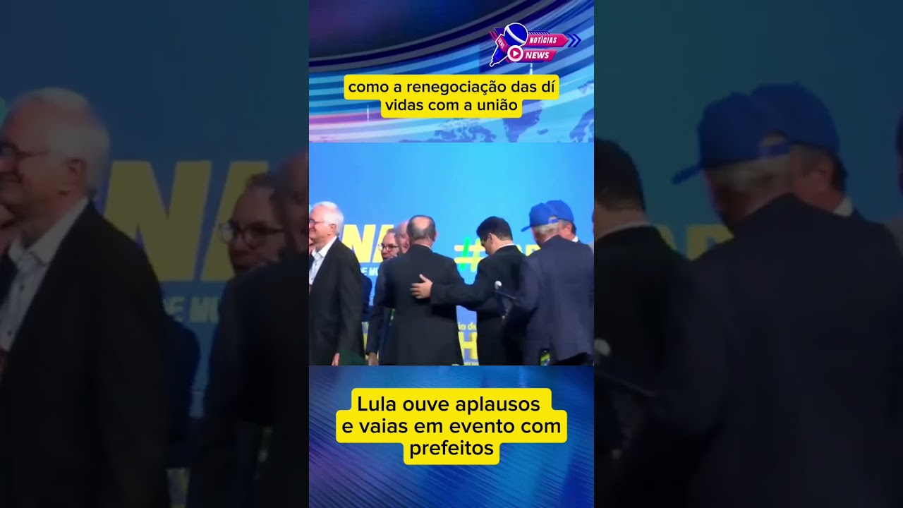 Lula ouve aplausos e vaias em evento comprefeitos